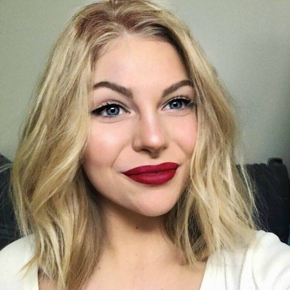 Meet your Posher, Cami